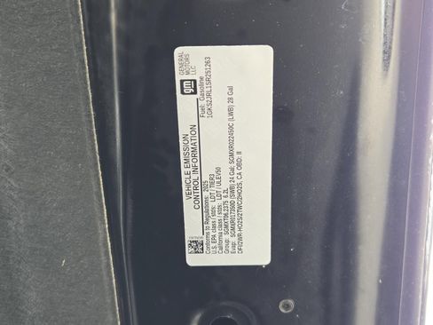 Used 2025 GMC Yukon XL Denali image 30