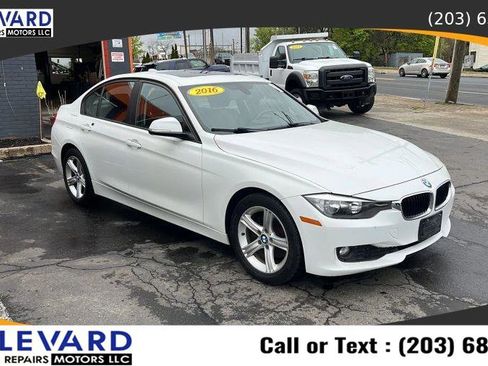 Used 2014 BMW 320i Sedan RWD image 1