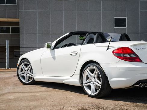 Used 2009 Mercedes-Benz SLK 55 AMG image 43