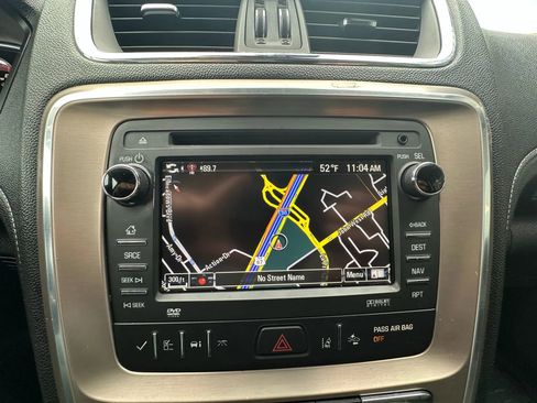 Used 2015 GMC Acadia Denali image 26