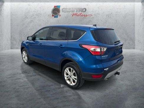 Used 2017 Ford Escape SE AWD/4WD image 3