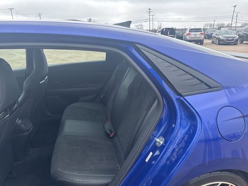 Used 2023 Hyundai Elantra N image 18
