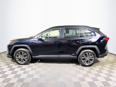 Certified 2025 Toyota RAV4 XLE Premium AWD/4WD image 5