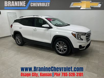 Used 2024 GMC Terrain SLT