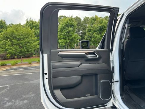 Used 2024 Chevrolet Silverado 3500 LT AWD/4WD image 53