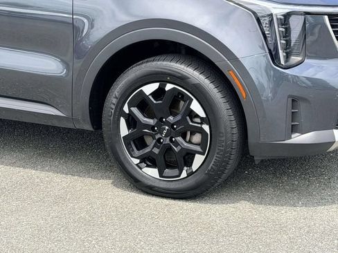 Used 2024 Kia Sorento S AWD/4WD image 7