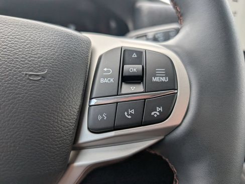 New 2026 Ford Explorer Active AWD/4WD image 11