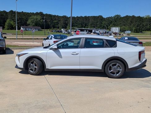 Used 2025 Kia K4 FWD image 5