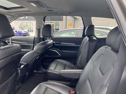 Used 2022 Kia Telluride S AWD/4WD image 13