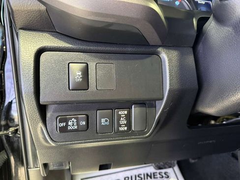 Used 2023 Toyota Tacoma TRD Off-Road image 22