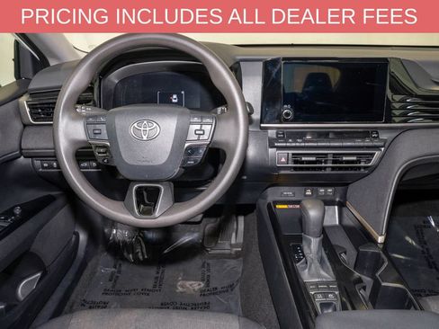 Used 2025 Toyota Camry LE w/ Convenience Package FWD image 6