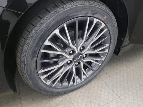 Used 2023 Kia Forte GT-Line w/ GT-Line Premium Package image 31