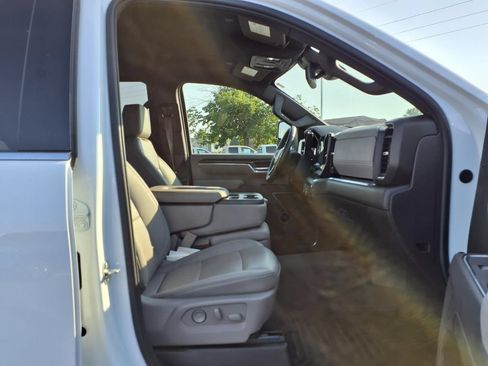Used 2026 Chevrolet Silverado 2500 LTZ AWD/4WD image 24