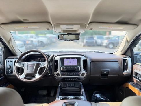 Used 2016 GMC Sierra 2500 SLT w/ Duramax Plus Package AWD/4WD image 22