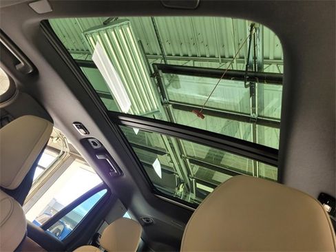 New 2026 Volvo XC90 B6 Core w/ Protection Package image 8