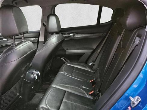 Used 2021 Alfa Romeo Stelvio Sprint image 19