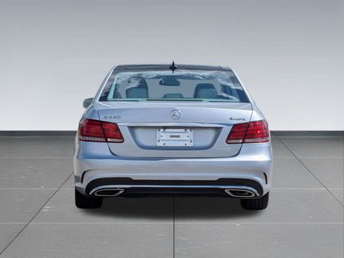 Used 2015 Mercedes-Benz E 350 4MATIC Sedan image 4