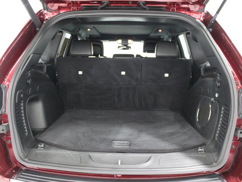 Used 2021 Jeep Grand Cherokee Limited w/ Luxury Group II AWD/4WD image 19