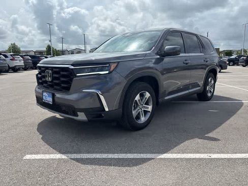 Used 2025 Honda Pilot EX-L image 1