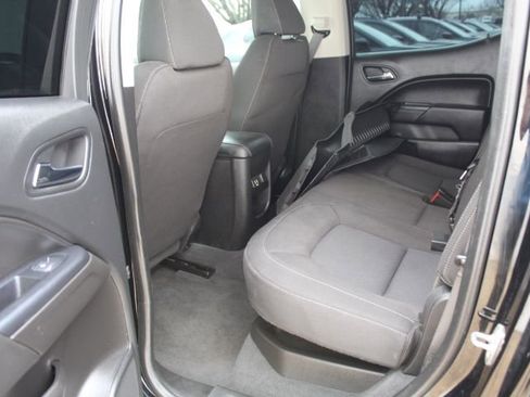 Used 2020 Chevrolet Colorado LT w/ Redline Special Edition image 33