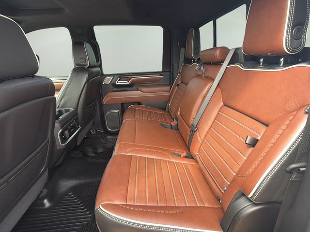 Used 2025 GMC Sierra 2500 Denali Ultimate w/ Max Trailering Package AWD/4WD image 15
