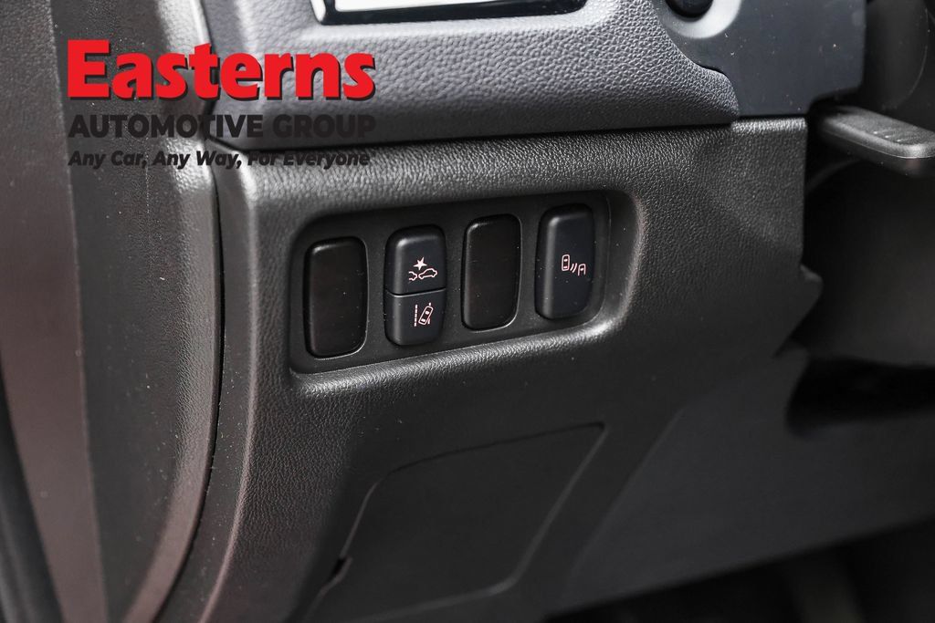 Used 2025 Mitsubishi Outlander Sport SE AWD/4WD image 23