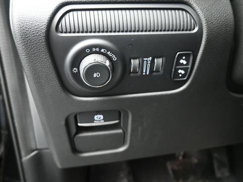 Used 2022 Jeep Wagoneer Series II image 18