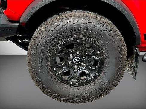 Certified 2022 Ford Bronco Wildtrak AWD/4WD image 34