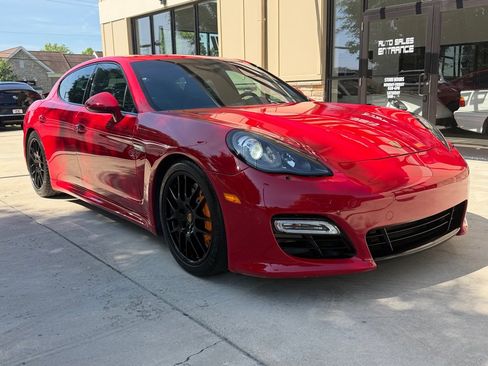 Used 2013 Porsche Panamera GTS AWD/4WD image 3