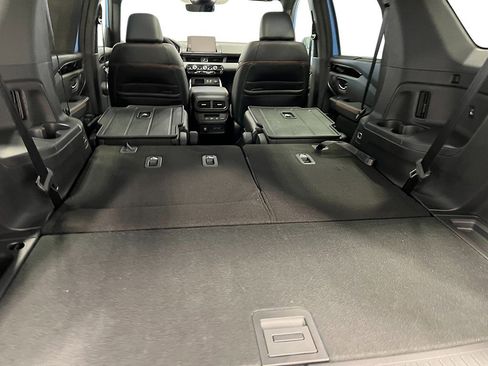 New 2025 Honda Pilot TrailSport image 31