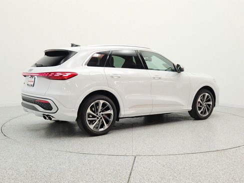 New 2026 Audi SQ5 Premium Plus AWD/4WD image 5