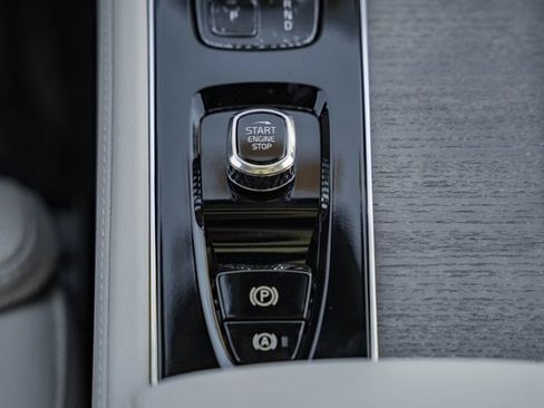 New 2026 Volvo XC90 B6 Ultra image 25