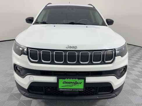 Used 2022 Jeep Compass Latitude image 6