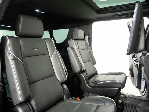 Used 2026 Cadillac Escalade ESV Sport w/ Touring Package AWD/4WD image 22