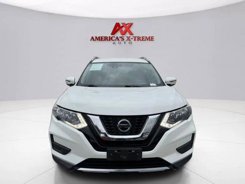 Used 2019 Nissan Rogue SV FWD image 8