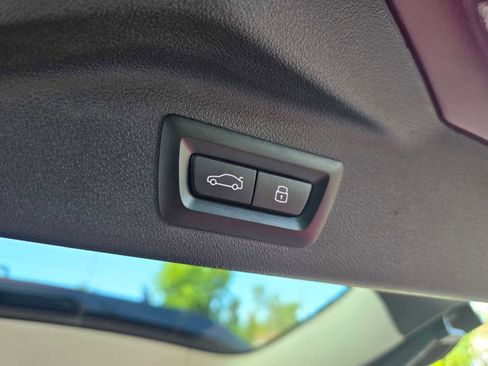 Used 2024 BMW X7 xDrive40i image 19