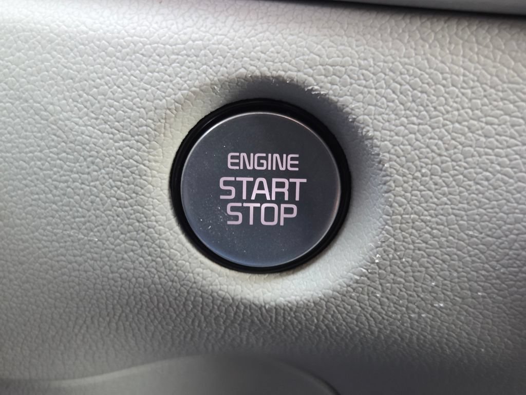 Used 2025 Kia Sorento SX AWD/4WD image 37