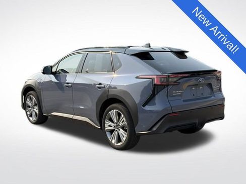 Used 2023 Subaru Solterra AWD image 5