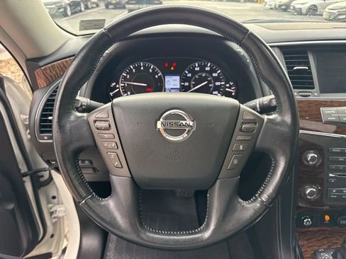 Used 2019 Nissan Armada Platinum w/ Interior Lighting Package image 18