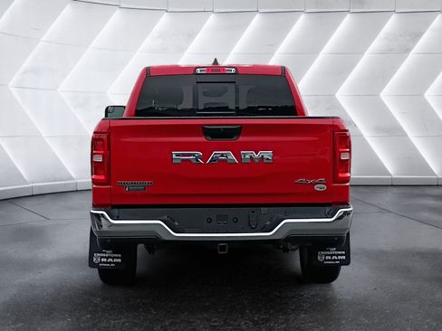 Used 2025 RAM 1500 Big Horn AWD/4WD image 5
