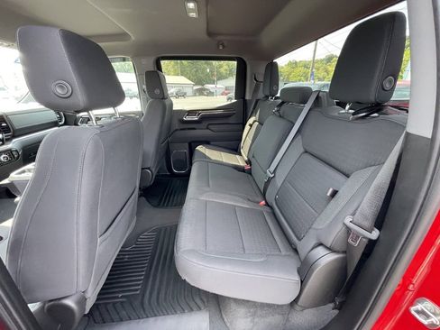 Used 2023 GMC Sierra 1500 Elevation image 17