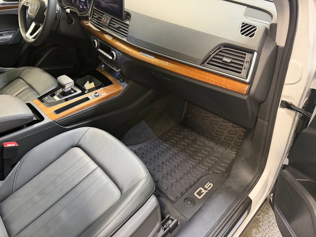 Certified 2023 Audi Q5 2.0T Premium Plus w/ Premium Plus Package AWD/4WD image 14