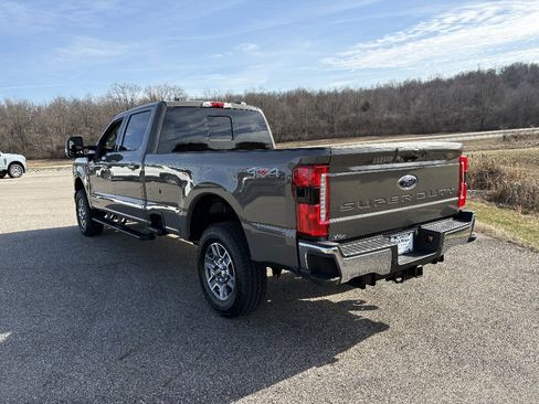 New 2026 Ford F250 Lariat w/ Lariat Premium Package image 3