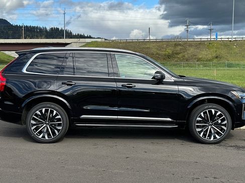 New 2026 Volvo XC90 B6 Ultra w/ Protection Package AWD/4WD image 2
