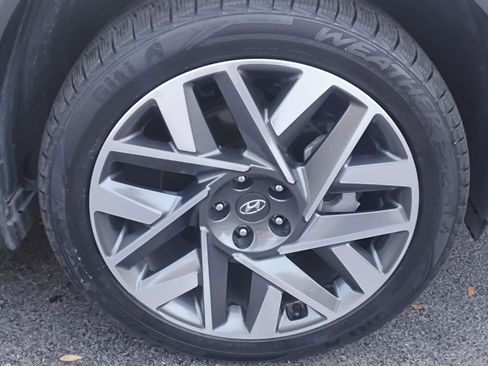 Used 2023 Hyundai Santa Fe Calligraphy w/ Winter Weather Package image 13