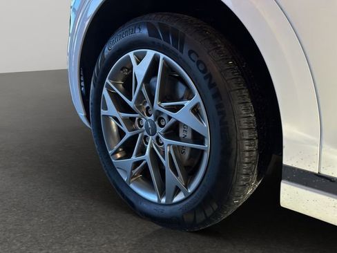 Used 2025 Genesis GV70 2.5T image 22