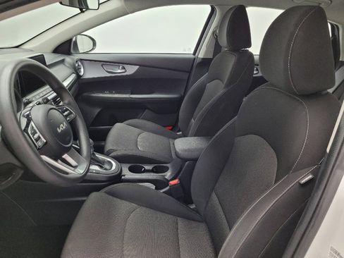 Used 2023 Kia Forte LXS image 17