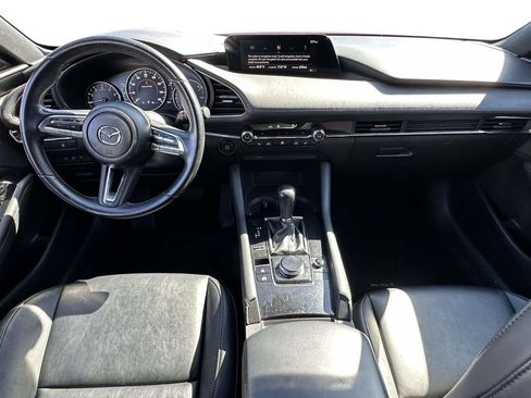 Used 2020 MAZDA MAZDA3 Hatchback w/ Preferred Package FWD image 17
