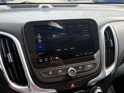 Used 2019 Chevrolet Equinox Premier image 17