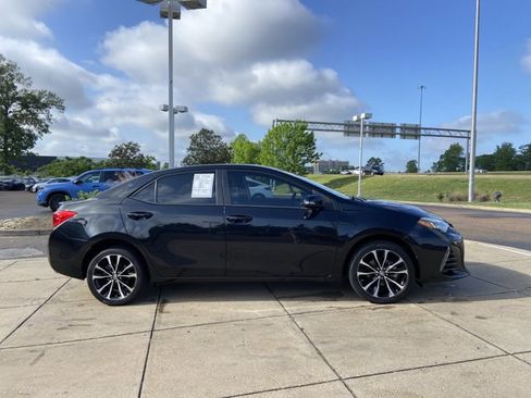 Used 2018 Toyota Corolla SE image 13